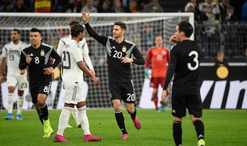 Lucas Alario, con un gol