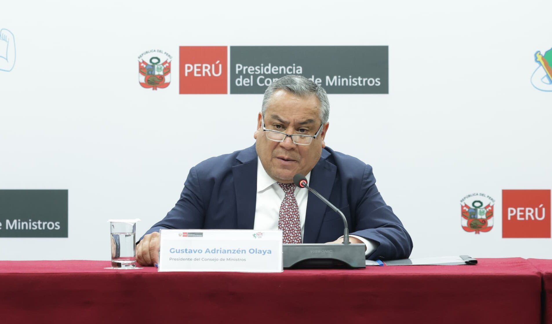 El premier se respaldó en declaraciones de la minera Poderosa para minimizar la gravedad del caso