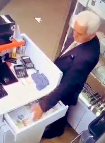 La Policía de Bogotá ya investiga el robo en El Dorado con base en el material videográfico y busca identificar al responsable - crédito @PasaenBogota / X