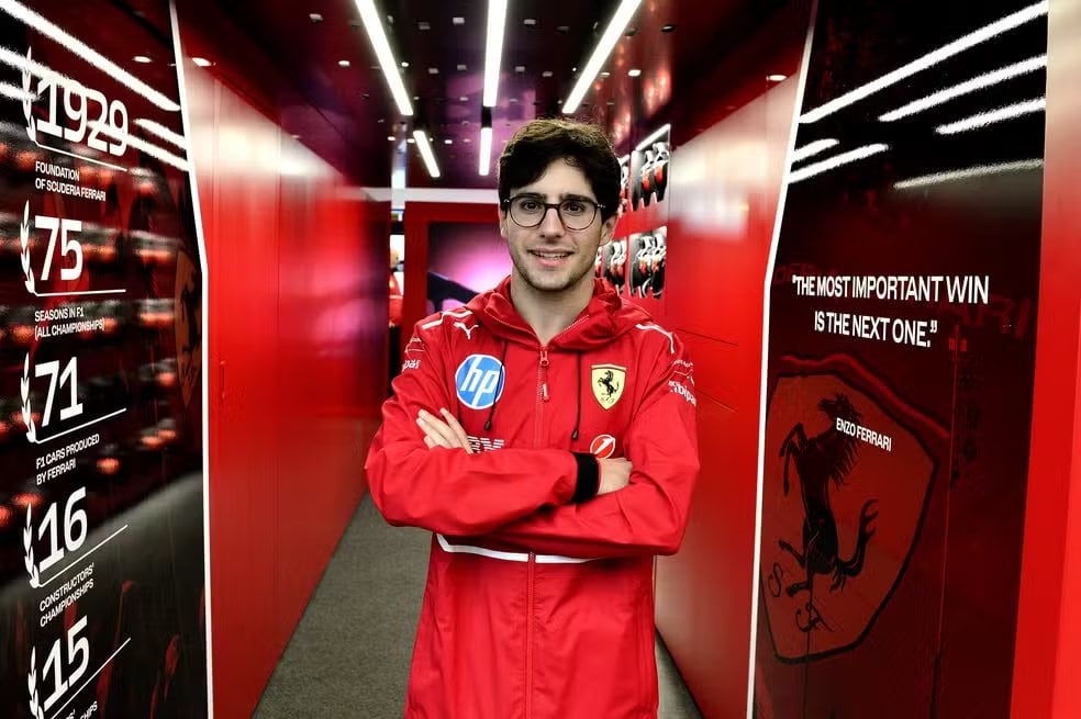 Rafael Câmara dejó una impresión muy positiva en Haas durante el test privado de Portimão y quedó como candidato para reemplazar a Esteban Ocon en 2027