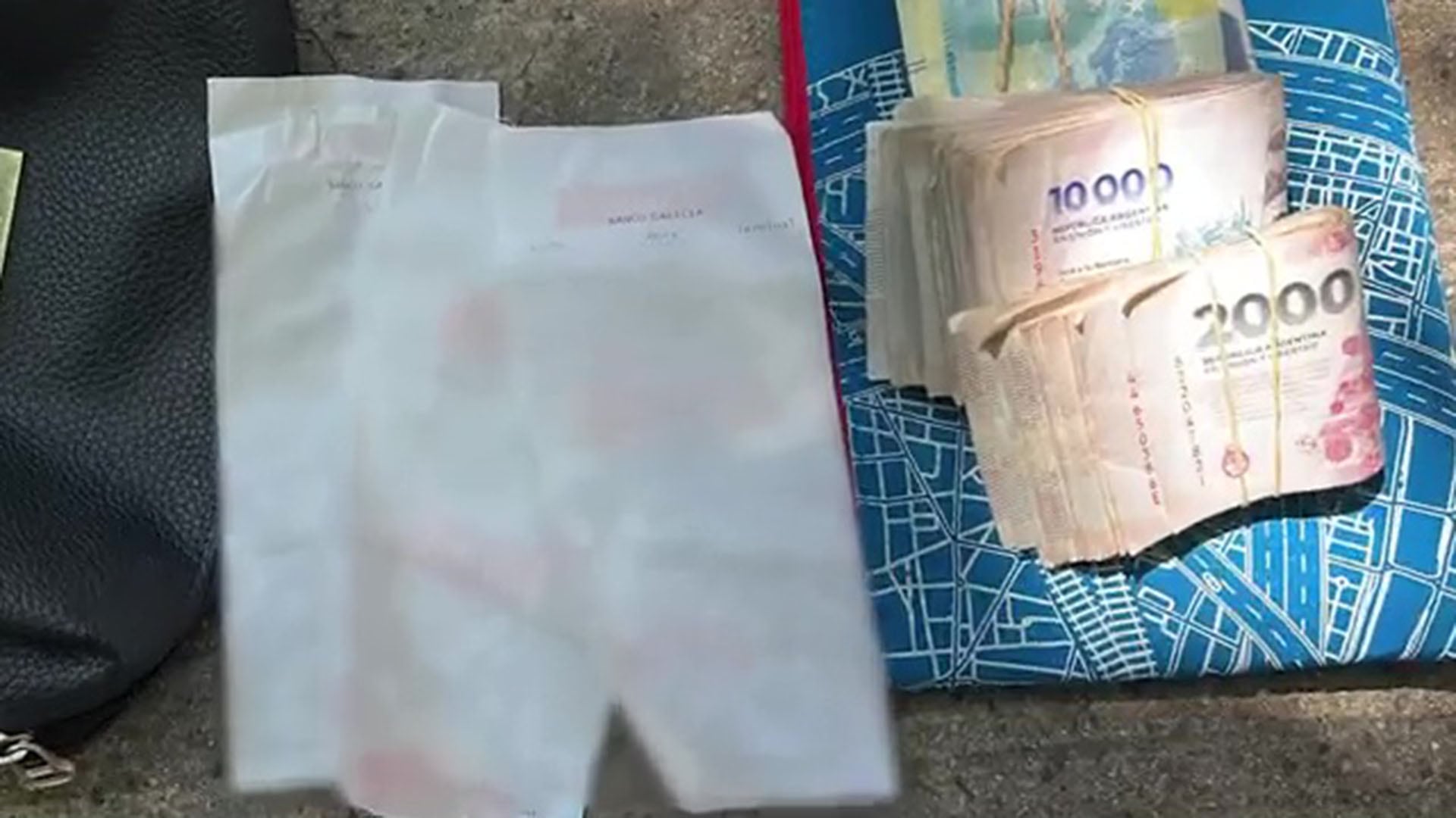 El dinero incautado por la Policía