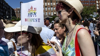 Amnistía celebra la retirada de cargos contra los organizadores del Orgullo en Budapest
