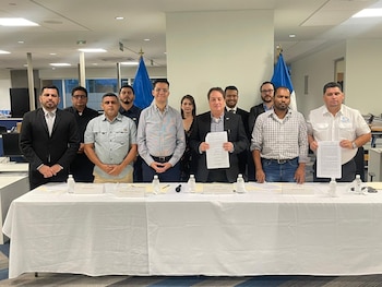 El acuerdo entre Gobierno y transportistas pone fin a bloqueos y garantiza tránsito normal en Honduras