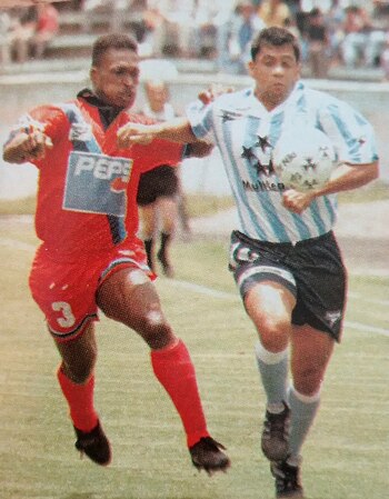 Roberto Saavedra, delantero de Racing,