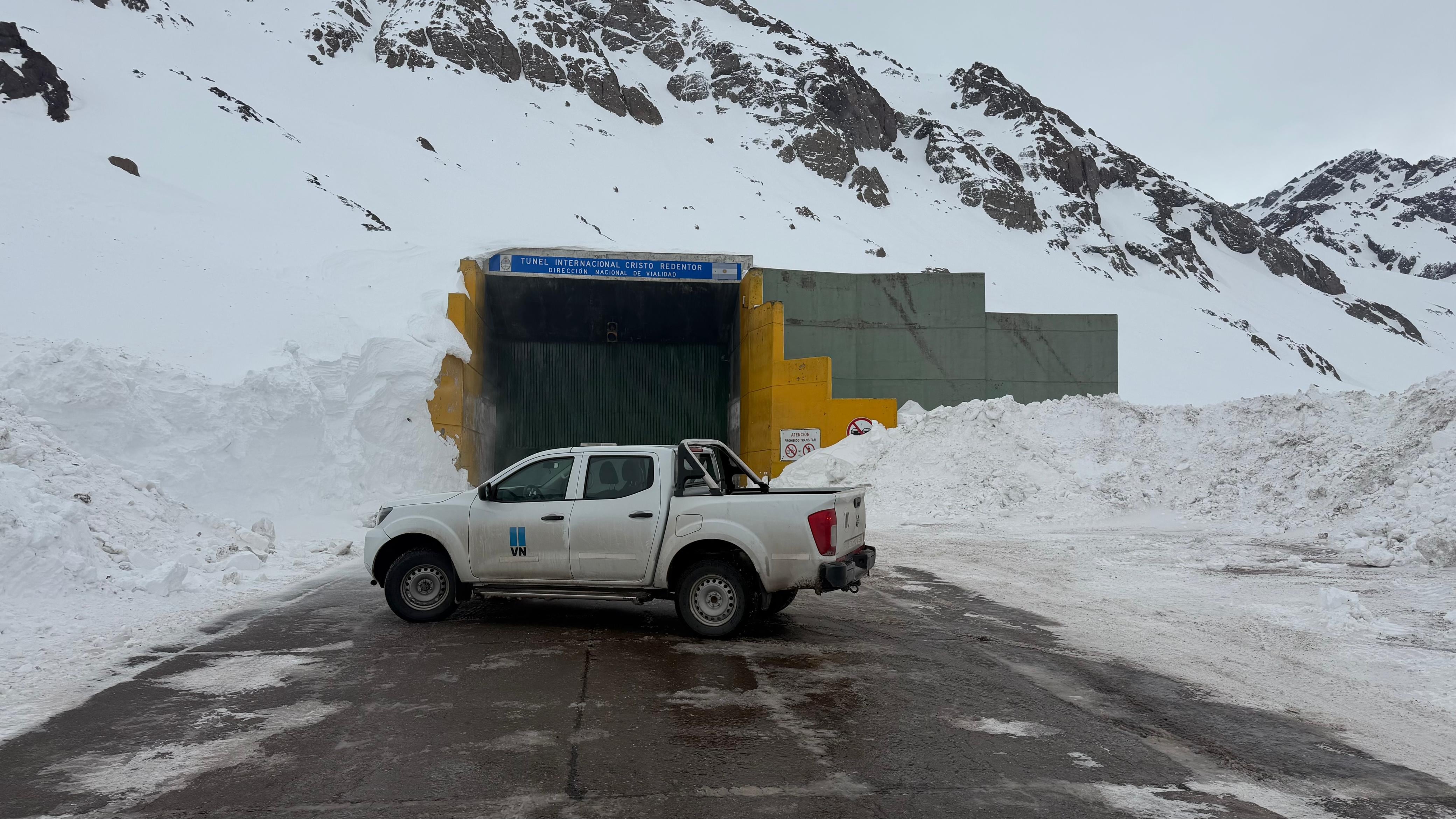 El paso Cristo Redentor ya cumple un mes cerrado producto de las fuertes nevadas en Alta Montaña