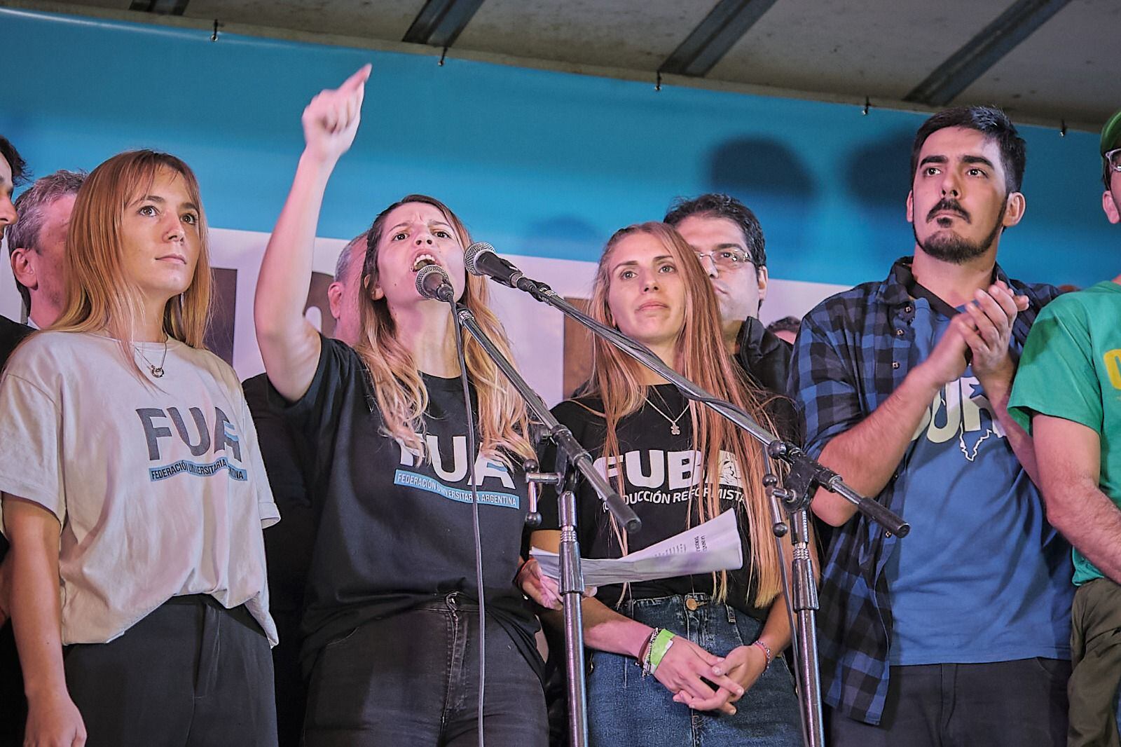 Piera Fernández y Lula Levy en la Marcha Universitaria Federal que ser realizó el 23 e abril de 2024