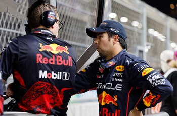 Formula One F1 - Saudi Arabia Grand Prix - Jeddah Corniche Circuit, Jeddah, Saudi Arabia - March 26, 2022 Red Bull's Sergio Perez during qualifying REUTERS/Hamad I Mohammed/Pool