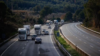 Reabre de madrugada toda la