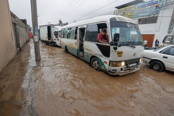 Chaclacayo: viviendas destruidas, pistas intransitables y miles de damnificados por la caida de huaicos.