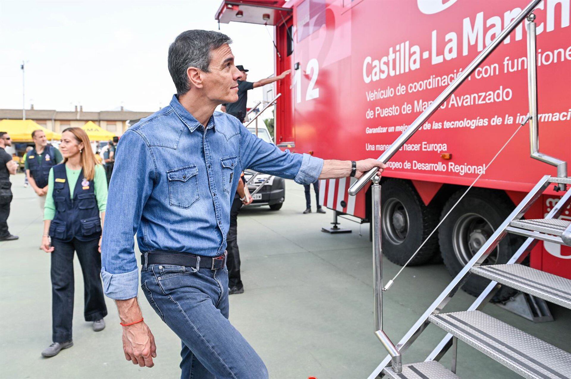 Sánchez preside hoy el comité de coordinación del plan estatal de emergencias tras la complicación de los incendios