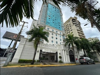 El INCABIDE organizará la primera subasta de bienes provenientes del narcotráfico y la corrupción el 13 de mayo en la Universidad Autónoma de Santo Domingo. (Foto cortesía INCABIDE)