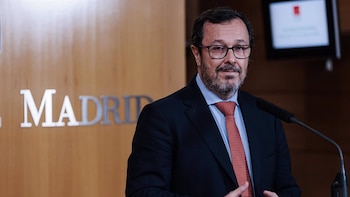 Vox acusa a Ayuso de