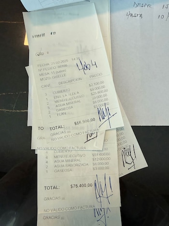 Denunciaron a Carlos Navarro por una deuda millonaria en un restaurante de Tandil