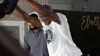 Evander Holyfield anunció su vuelta