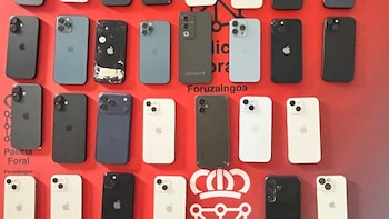 La Policía Foral recupera 29 móviles en una sola noche de San Fermín y detiene a dos personas