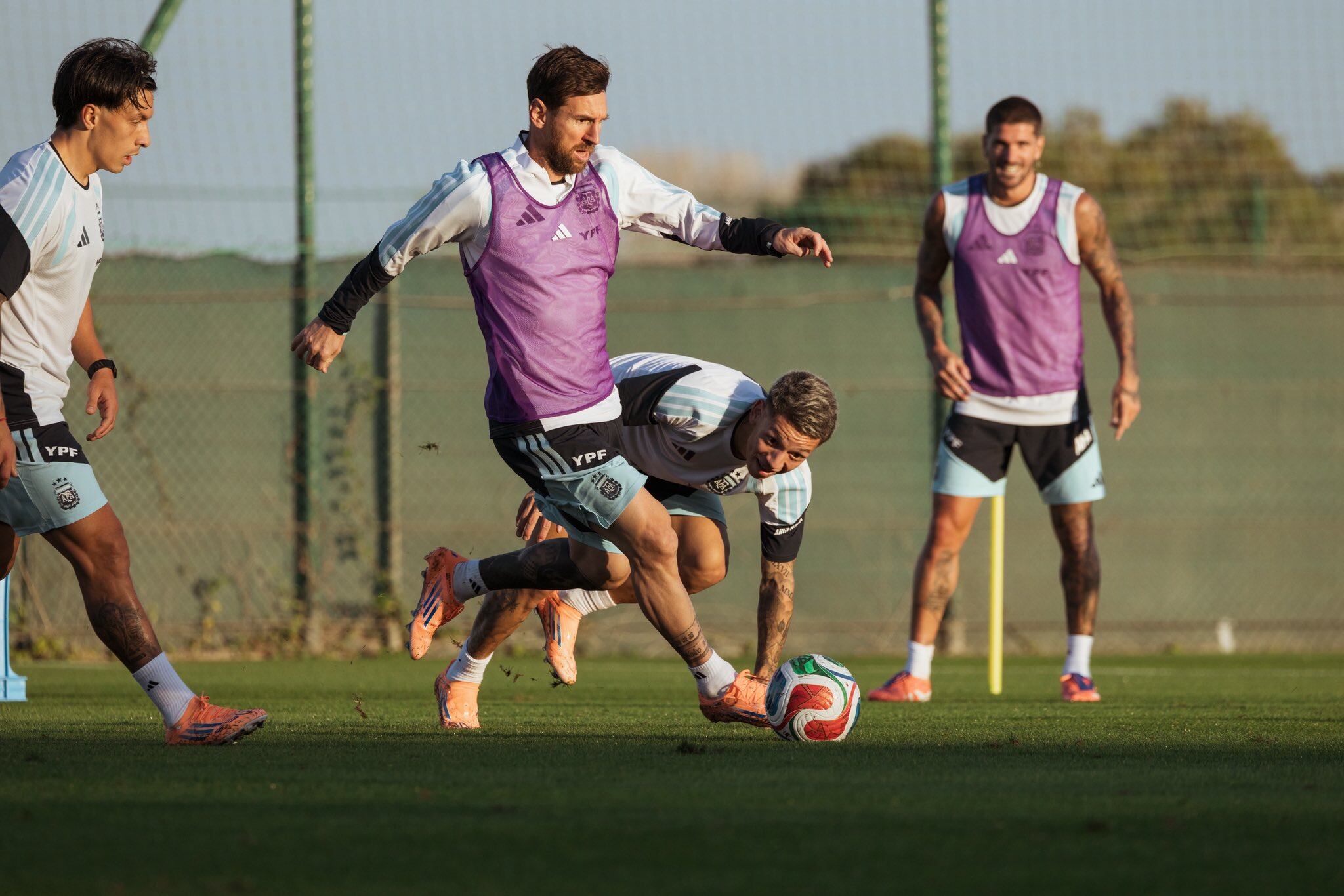 Lionel Messi sería titular en el amistoso ante Angola