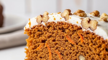 Pastel de zanahoria casero: así puedes preparar un postre libre de gluten