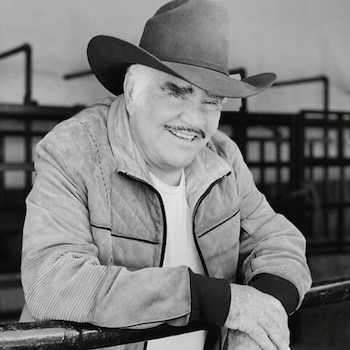 Vicente Fernández falleció el pasado