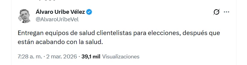Álvaro Uribe acusó al Gobierno de Petro de utilizar la entrega de equipos médicos con fines clientelistas - crédito @AlvaroUribeVel/X