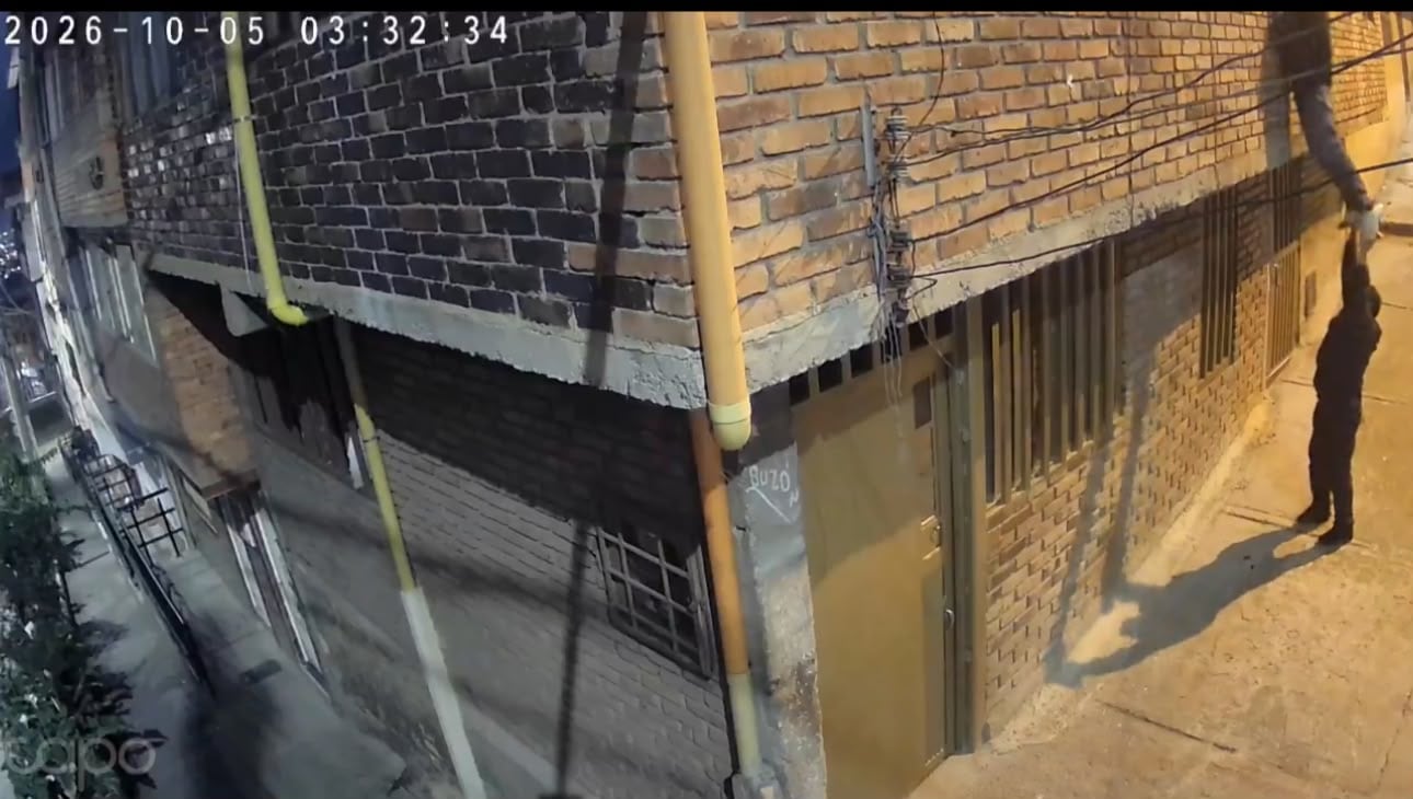 Denuncian modalidad de “escalera humana” para entrar a casas en San Cristóbal Sur - crédito @PasaenBogota/X