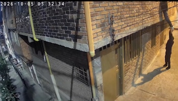 Denuncian modalidad de “escalera humana” para entrar a casas en San Cristóbal Sur - crédito @PasaenBogota/X