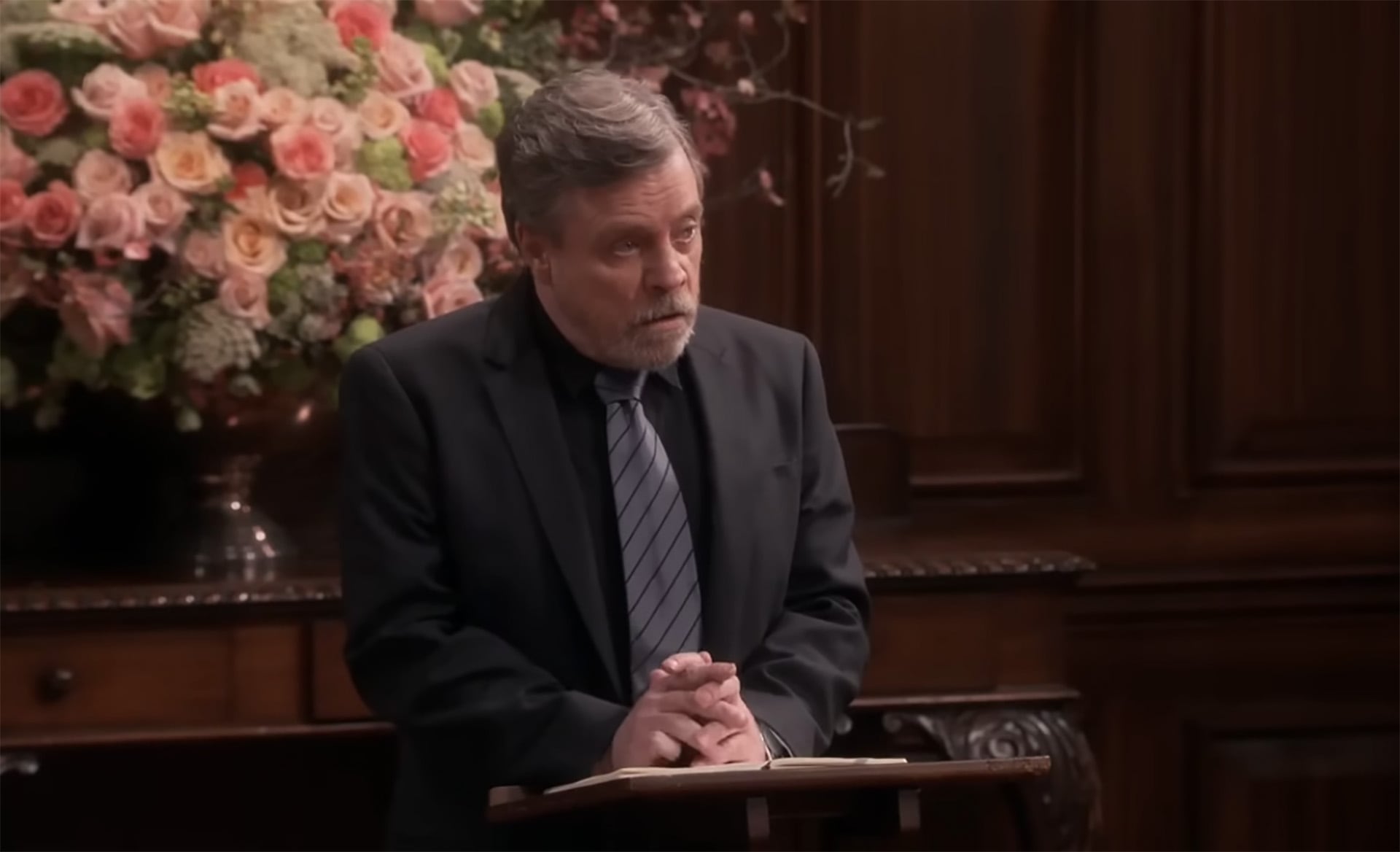 Mark Hamill ofició la boda de Sheldon y Amy en