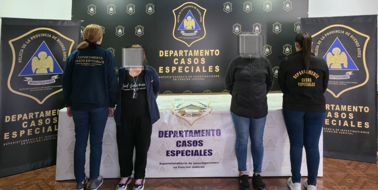 Las mujeres fueron identificadas como las líderes de la banda