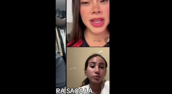 En una transmisión junto a