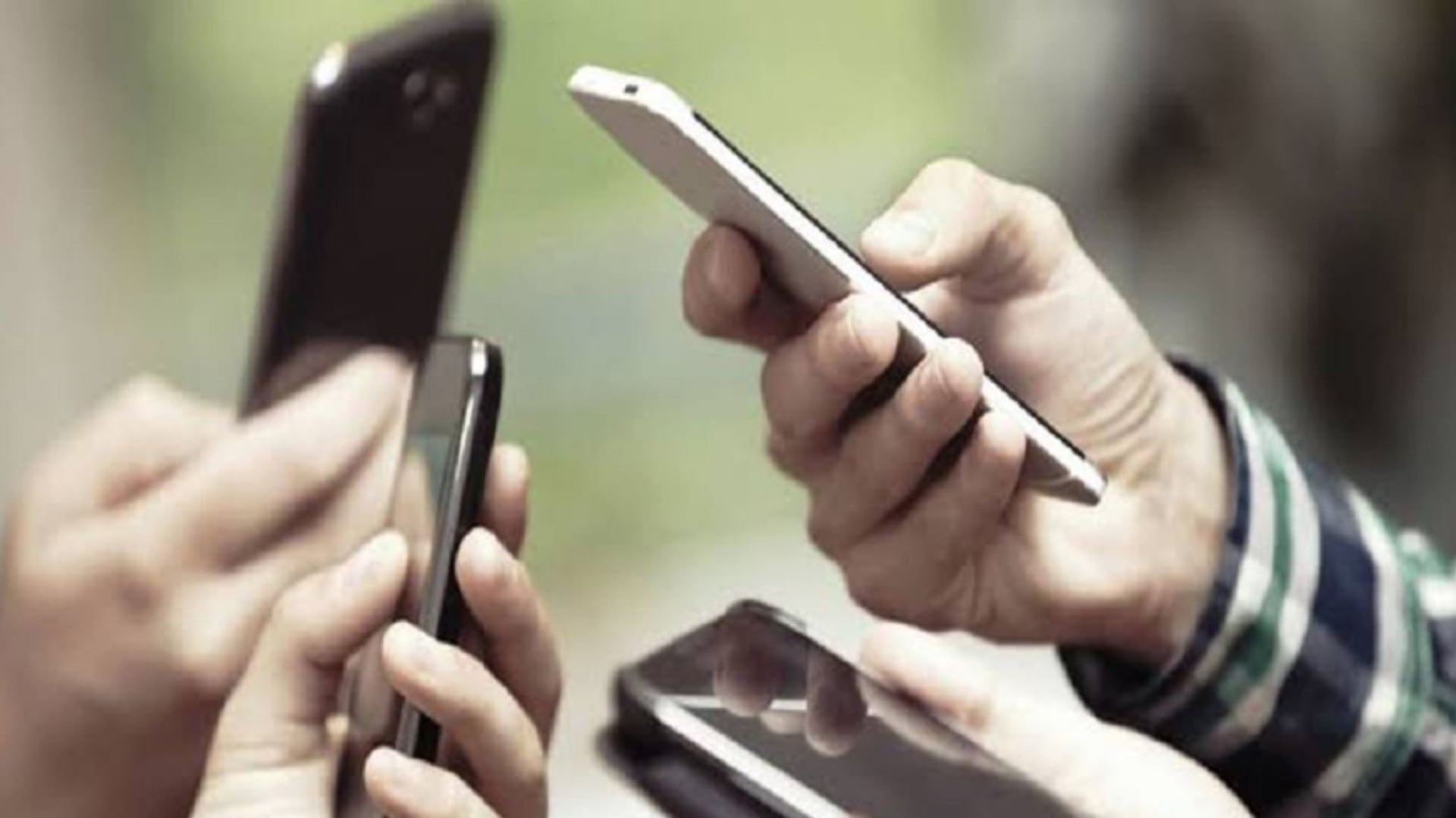 Venta de celulares irregulares es un peligro para la seguridad de los consumidores.Foto: Andina