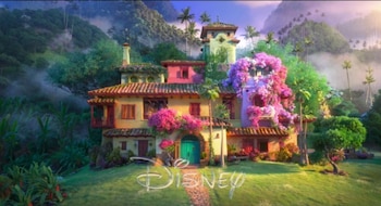 La familia Madrigal vive en