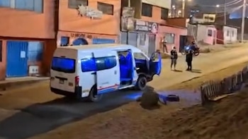 Una combi fue atacada a balazos en Ventanilla mientras trasladaba pasajeros; una mujer de 41 años resultó herida - Créditos: Captura de pantalla de Panamericana TV.