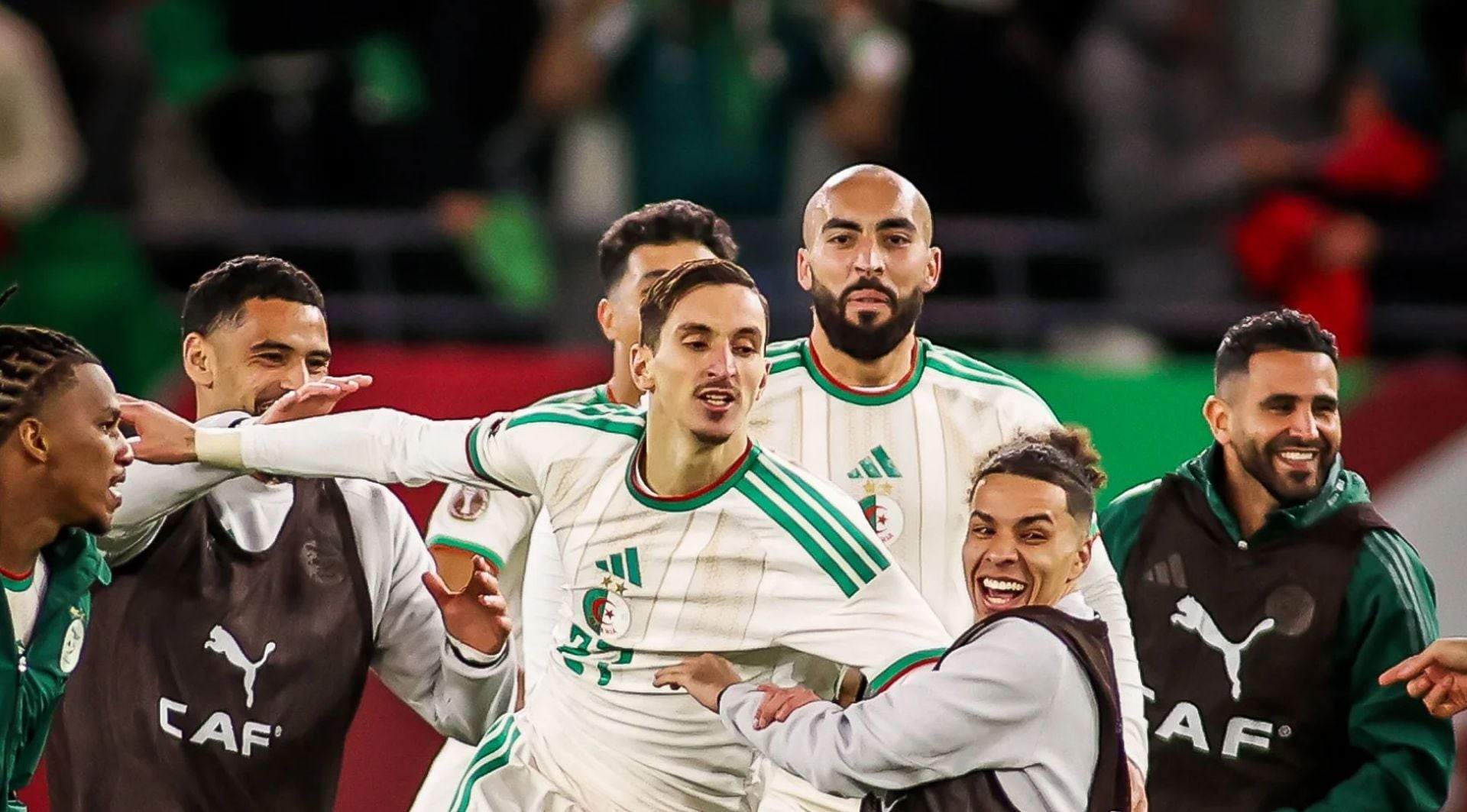 La expectativa por ver a Messi en acción se trasladará a múltiples pantallas. El partido estará disponible en televisión tradicional y servicios de streaming para los aficionados peruanos. (EFE)
