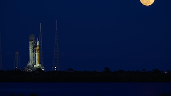 La NASA retrasa el regreso