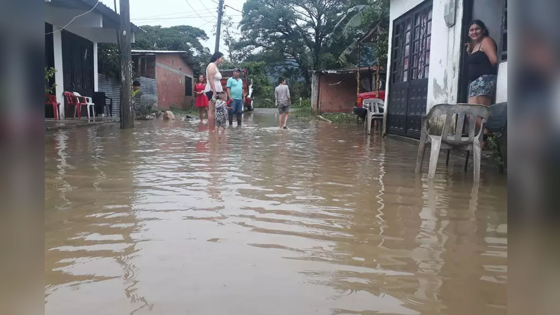 Damnificados por la ola invernal en Colombia. Foto: Denfensa Civil.