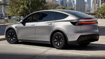Tesla lanza el Model YL: así es su nuevo SUV eléctrico con seis asientos para familias
