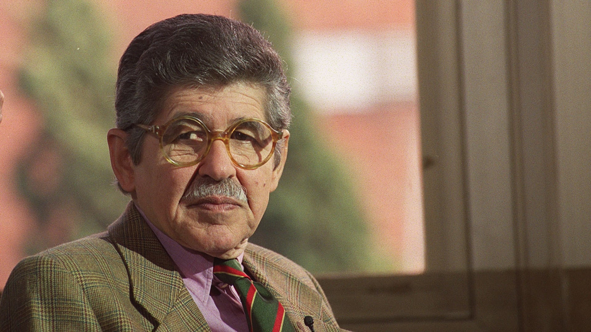 La literatura de Bryce Echenique transforma la memoria y la experiencia en una inteligencia sentimental única en el panorama literario