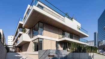 Más de 600 metros cuadrados