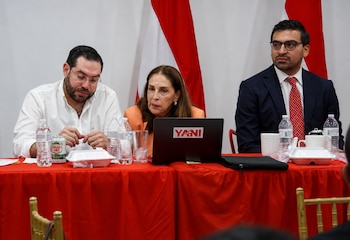 Diputados, alcaldes y dirigentes liberales presentaron nuevos planteamientos que deberán ser incorporados en la propuesta energética. (FOTO: Hondudiario)
