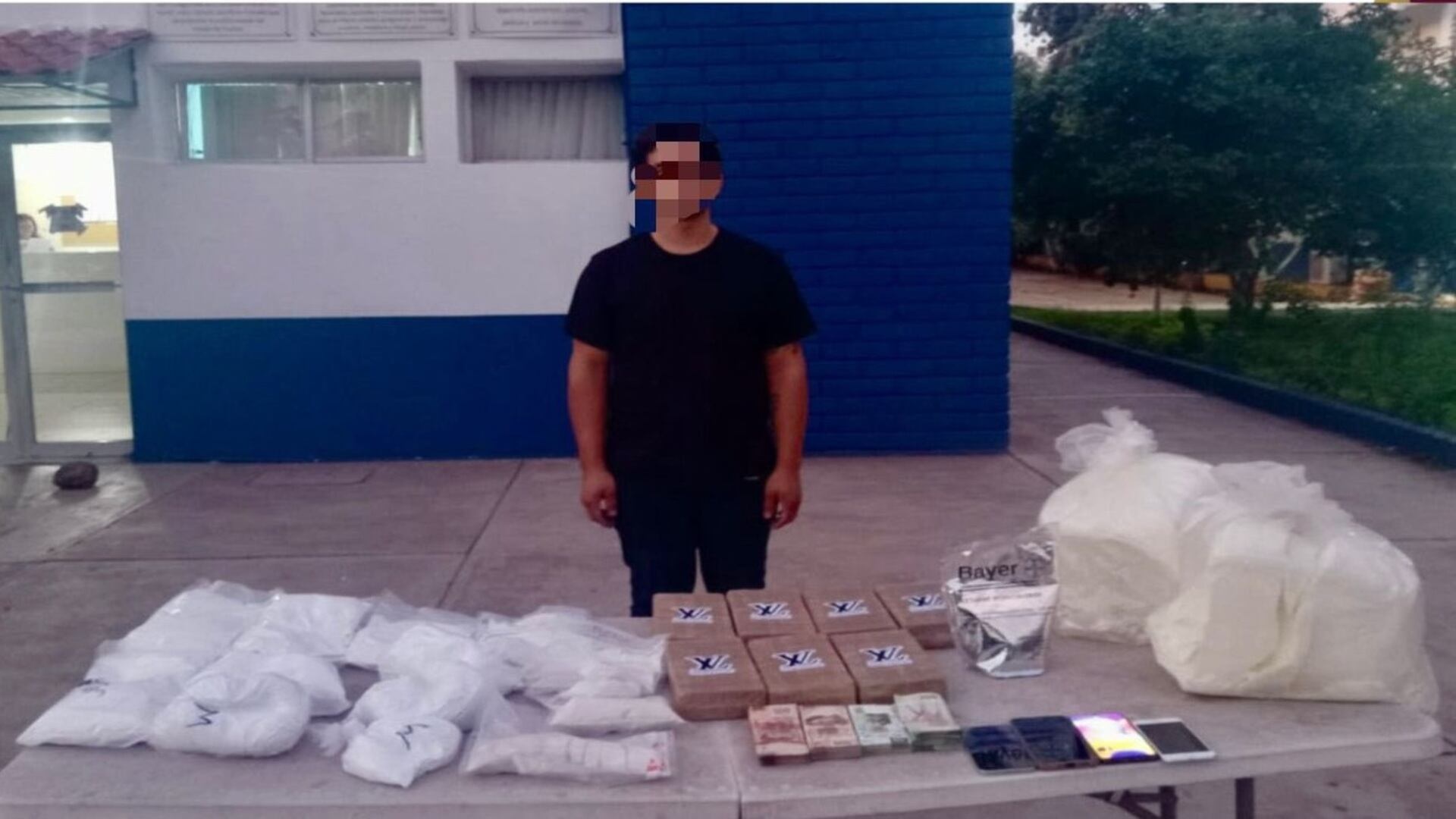 El hombre viajaba en un vehículo Nissan (SSP Sinaloa)