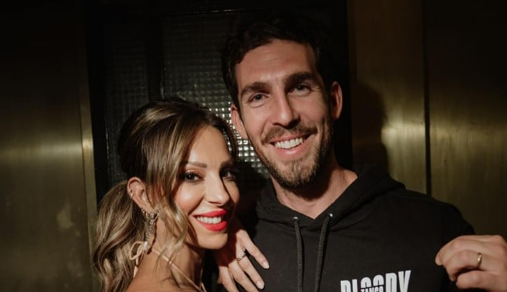 La mayoría de los mensajes reprobó la decisión de Noelia Marzol y Ramiro Arias de involucrar a su hija en ese contexto y compartir públicamente el momento. “¿Qué necesidad de exponer así a la nena?”, expresó un usuario. Otros agregaron: “No todo es contenido para redes”