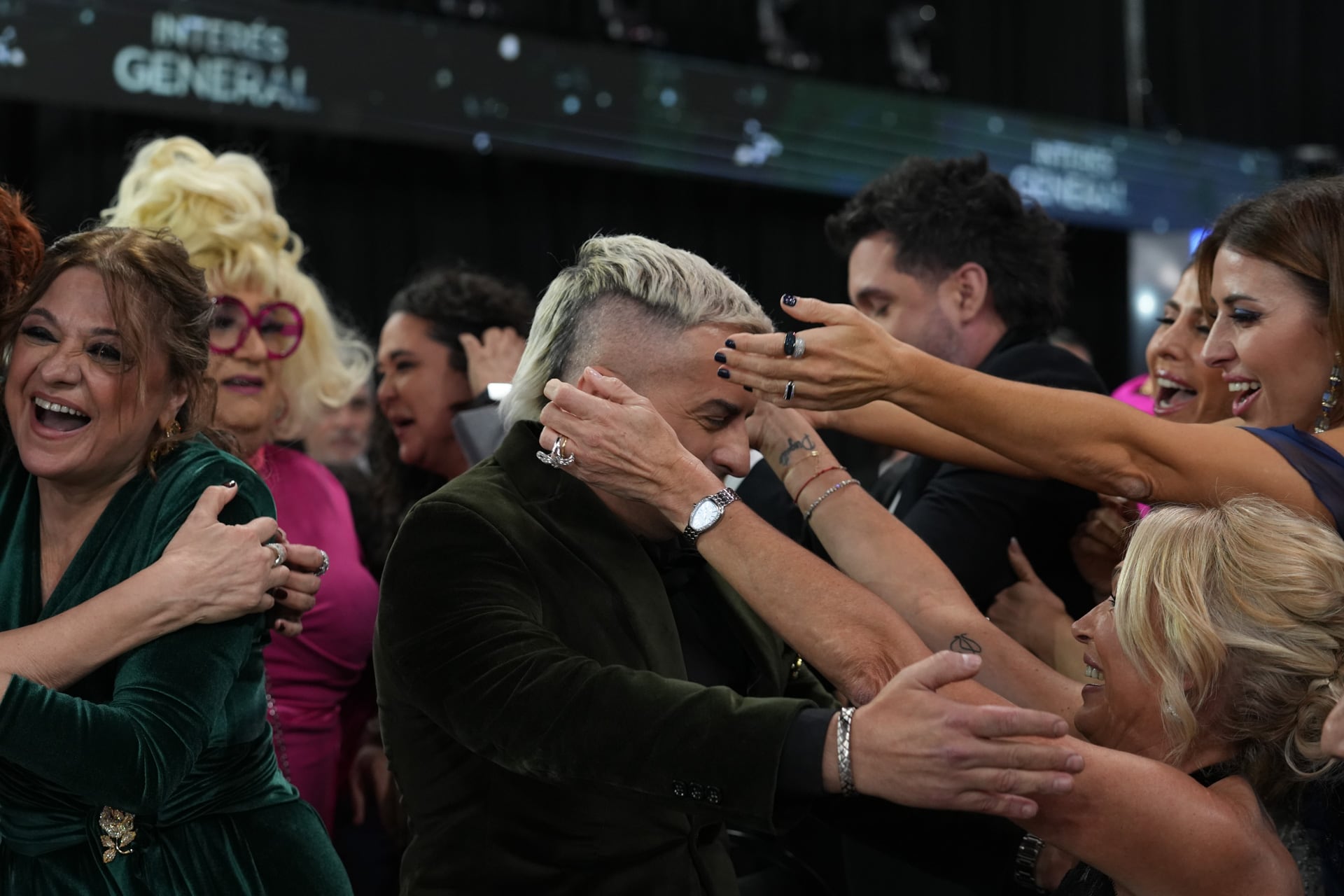 Ángel de Brito y Yanina Latorre celebraron la victoria de LAM (PRENSA TELEFE)
