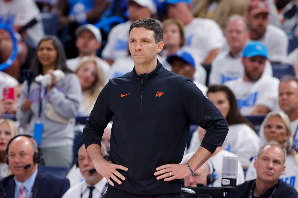 NBA coaches in casual attire