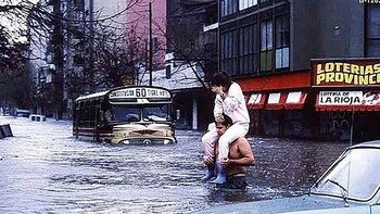 Autos ahogados, calles como ríos