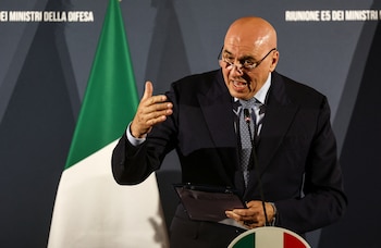 Crosetto sostuvo que otros países europeos incumplieron acuerdos sobre bases militares y que esa conducta perjudica las relaciones entre Estados Unidos y sus aliados. (REUTERS/ARCHIVO)