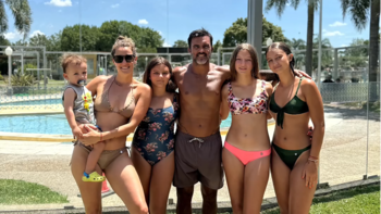 Fabián Cubero junto a sus