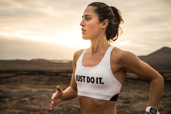 Sara Carmona, docente, entrenadora y