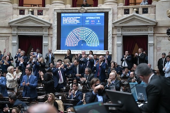 Diputados durante la sesión en la que se debatió la reforma a la Ley de Glaciares en el recinto de la Cámara baja