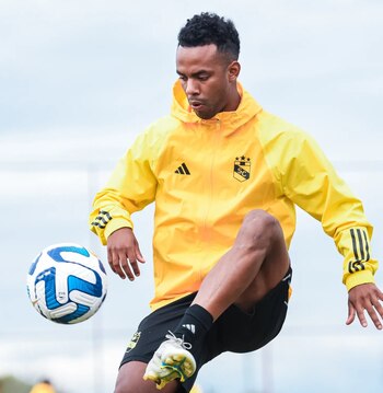 Nilson Loyola es el lateral