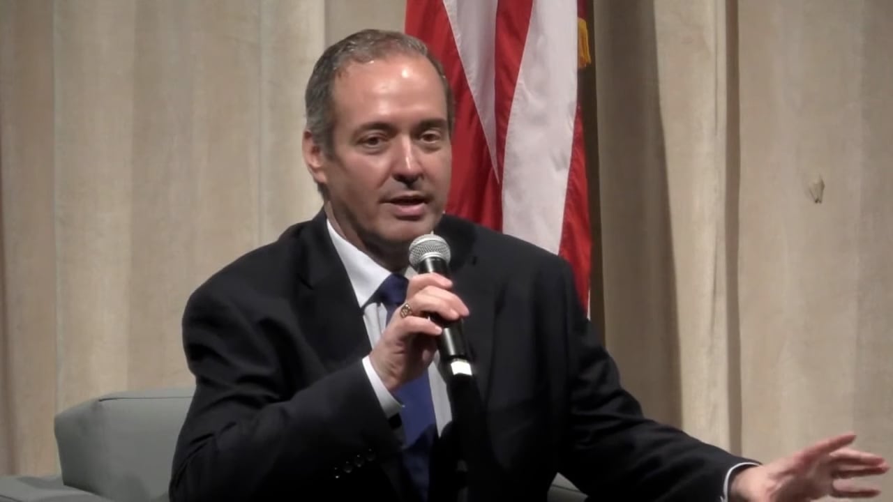 Carlos Díaz-Rosillo, ex subsecretario de Defensa para Asuntos de Seguridad Internacional de Estados Unidos