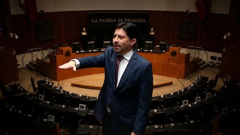 Omar López Campos rinde protesta como senador suplente de Morena en medio de polémica por Enrique Inzunza